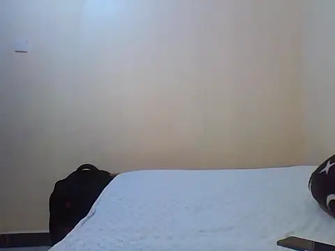 princess-cutie12 online show from April 7, 2026, 8:27 am