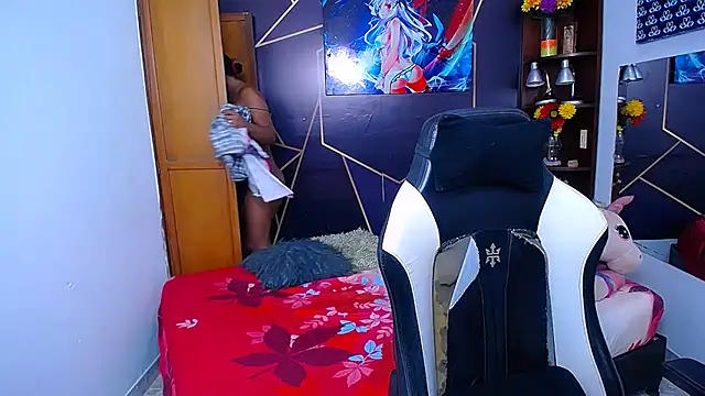 EmilyTsSweet online show from September 17, 2025, 1:24 pm