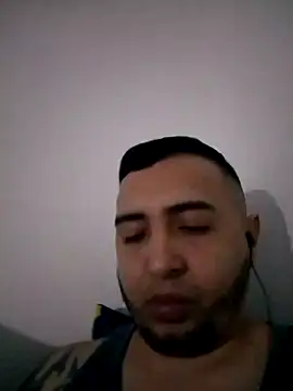 AnniHolls  online show from March 9, 2025, 11:56 pm