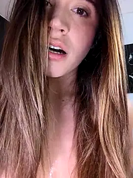 maliciaworld online show from March 19, 2026, 7:25 pm