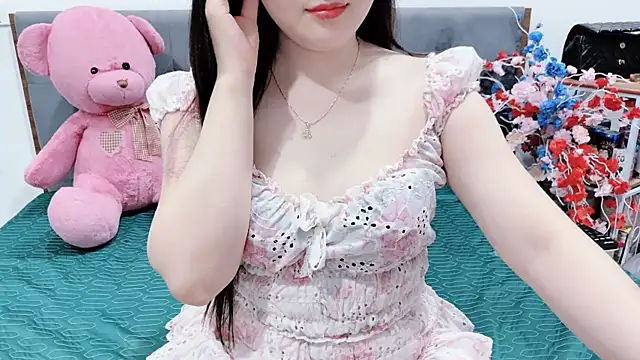 Funikio online show from April 13, 2026, 2:43 pm