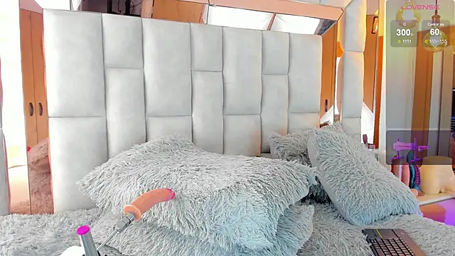 Snapshot of Salomethompson- chatting on March 10, 2025, 6:45 pm Salomethompson- online show from March 10, 2025, 6:45 pm