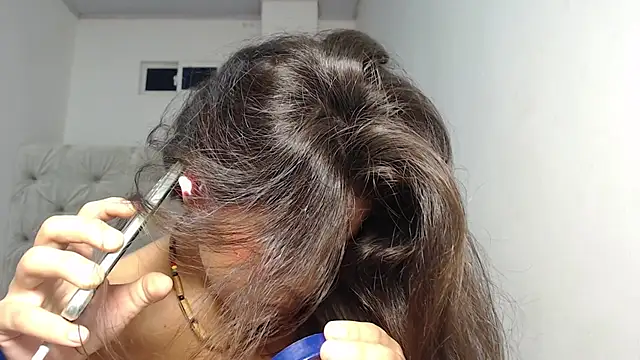 Melody phillips2 online show from September 15, 2025, 9:54 am