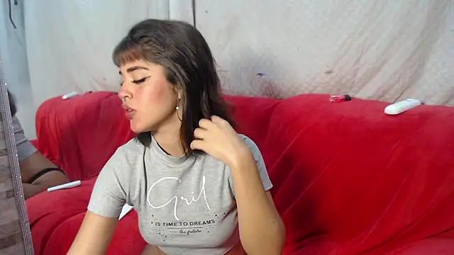 Melody phillips2 online show from February 4, 2025, 10:43 am