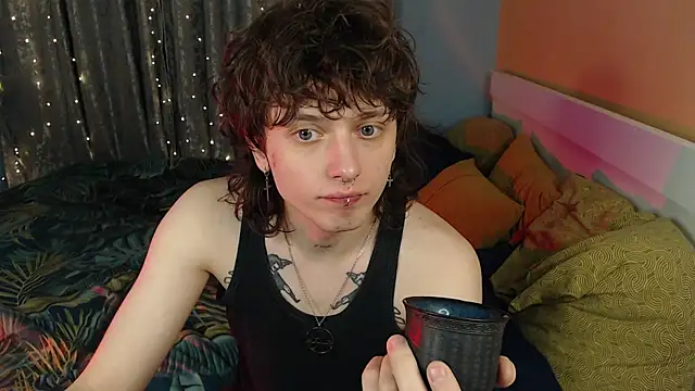 axxxturel online show from January 6, 2026, 10:58 pm