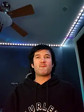 Snapshot of Stix_Zadinia chatting on November 5, 2025, 12:19 pm Stix Zadinia online show from November 5, 2025, 12:19 pm