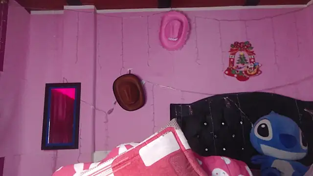 NikkiRous  online show from October 8, 2025, 12:28 pm