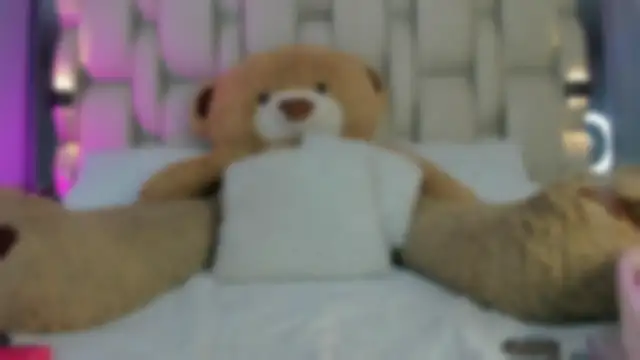  LauraTaylor  online show from October 24, 2025, 8:08 pm