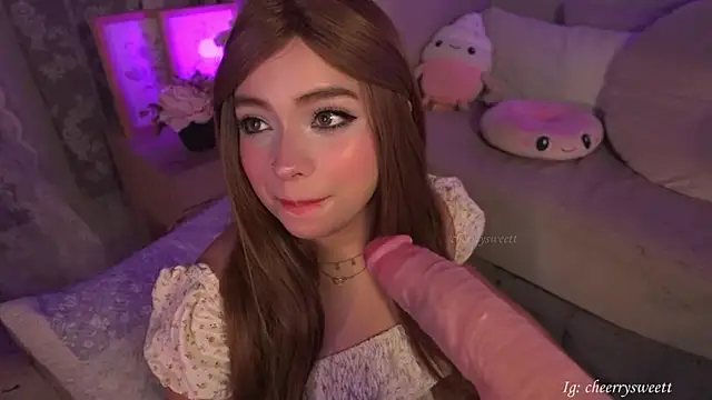 Cheerrysweett online show from April 18, 2026, 12:24 am