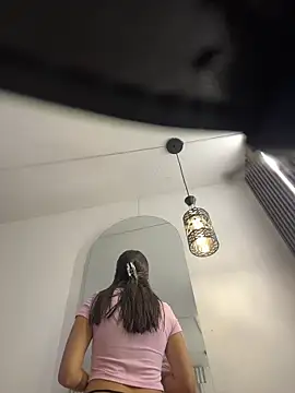 Ema azel online show from April 5, 2026, 1:51 pm