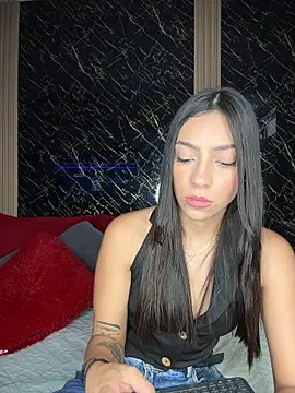 Ema azel online show from November 15, 2025, 1:26 pm