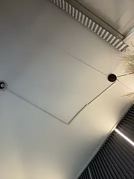 Ema azel online show from January 14, 2026, 1:37 pm