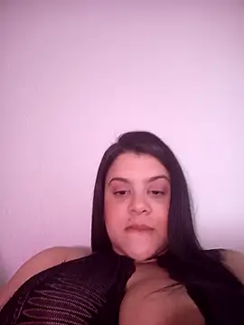 LUAHOT  online show from July 9, 2026, 5:19 am