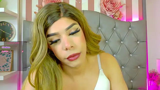 Giorgina Parado online show from April 4, 2026, 4:19 am