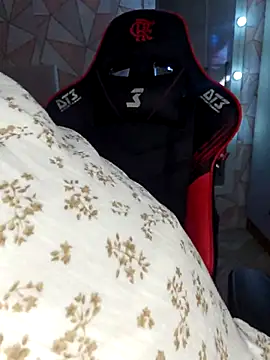 moreninhasilva online show from March 11, 2026, 12:48 am