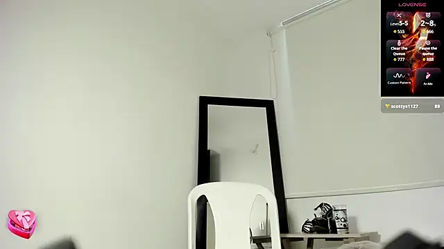 ChanelMillers  online show from September 9, 2025, 6:28 pm