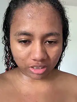 ChanelMillers  online show from October 21, 2025, 5:34 pm