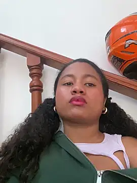 ChanelMillers  online show from March 6, 2025, 6:26 pm