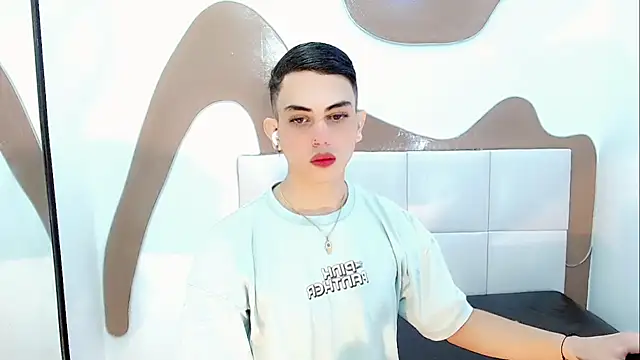 Snapshot of Daniela_Pink_ chatting on April 9, 2026, 6:47 pm Daniela Pink online show from April 9, 2026, 6:47 pm