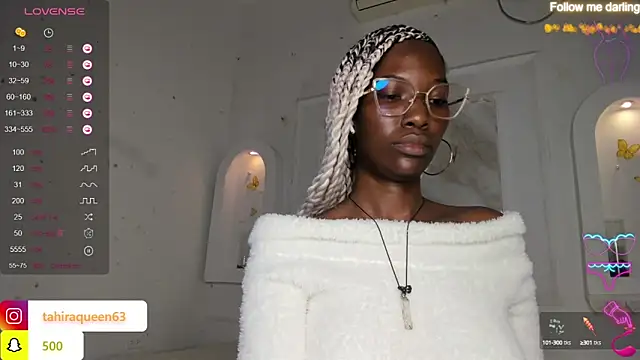 Tahira 21  online show from March 17, 2025, 10:40 pm