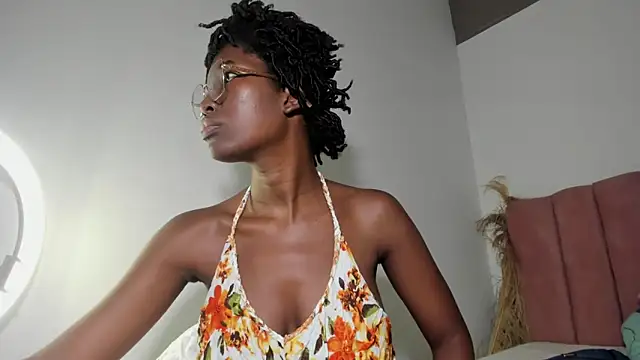 Tahira 21  online show from December 1, 2025, 7:04 pm