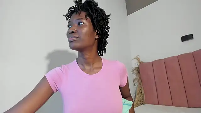 Tahira 21  online show from November 26, 2025, 7:14 pm