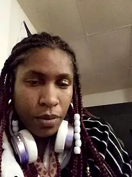 Snapshot of msstaxx chatting on December 5, 2024, 2:15 am msstaxx online show from December 5, 2024, 2:15 am