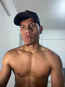 bbchocolate27 online show from May 12, 2026, 9:54 pm