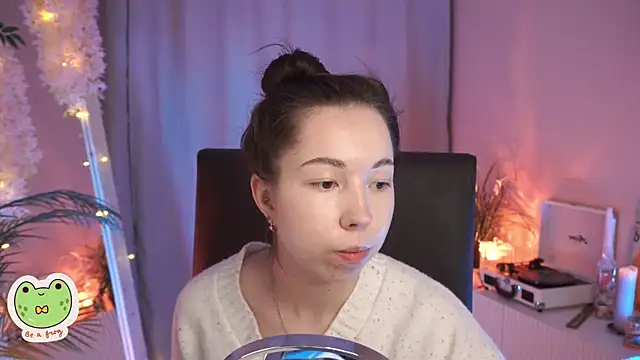 Sarah Son online show from March 2, 2025, 11:41 am