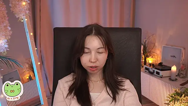 Sarah Son online show from March 9, 2025, 11:36 am