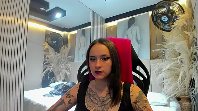 AnnyThompson  online show from March 30, 2026, 10:22 pm