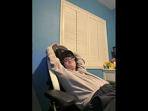 Carterdoesporn online show from November 8, 2025, 4:27 am