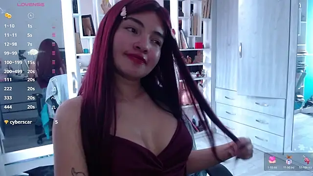 lauvelez   online show from March 10, 2026, 4:00 pm