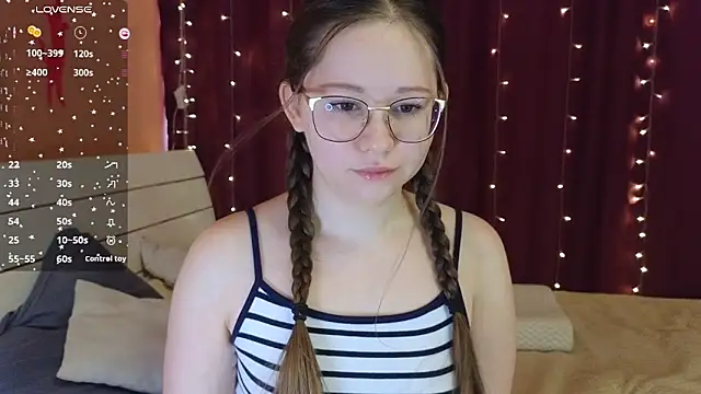 Snapshot of AnastasiiaFox chatting on January 6, 2026, 7:56 am AnastasiiaFox online show from January 6, 2026, 7:56 am