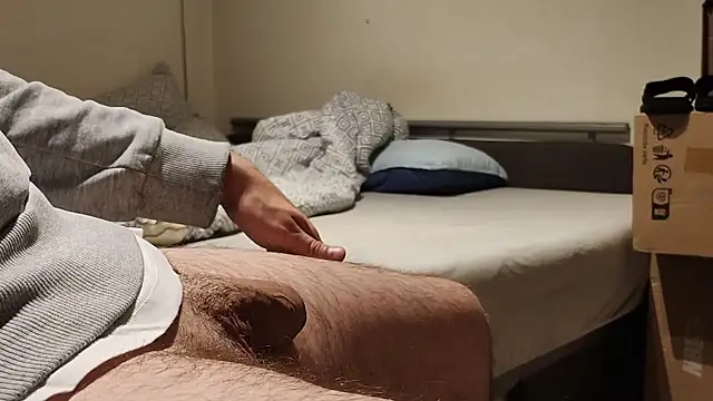 Alphapimmelchen online show from October 8, 2025, 7:47 pm