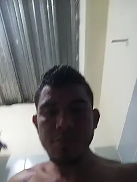 Snapshot of angel1728 chatting on October 22, 2025, 10:47 am angel1728 online show from October 22, 2025, 10:47 am