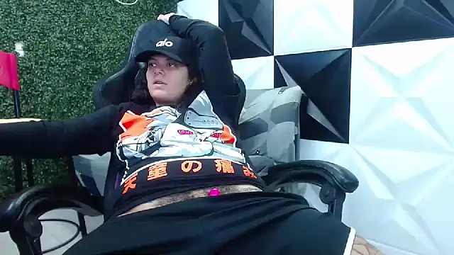 Snapshot of snowflake_xxx chatting on March 17, 2025, 9:02 pm snowflake xxx online show from March 17, 2025, 9:02 pm