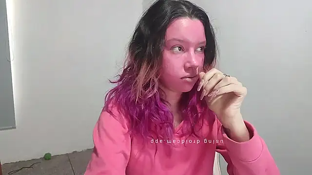 WandaDoll online show from January 9, 2026, 12:12 pm