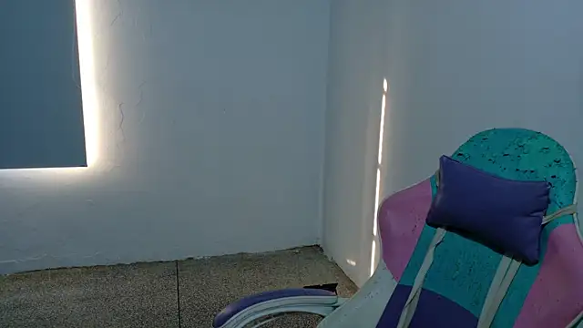 WandaDoll online show from April 10, 2026, 12:12 pm