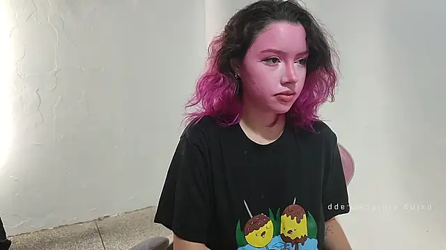 Snapshot of WandaDoll chatting on November 28, 2025, 12:16 pm WandaDoll online show from November 28, 2025, 12:16 pm