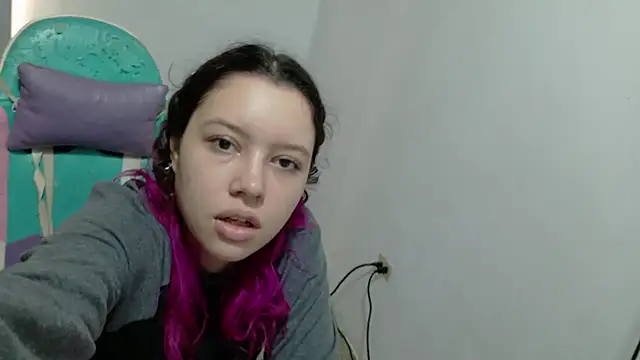 WandaDoll online show from January 10, 2026, 12:22 pm