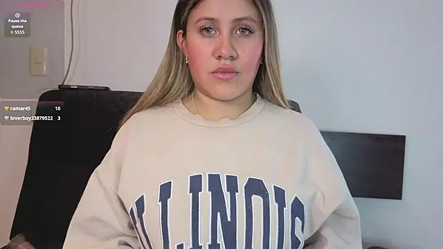 Snapshot of eleecttraa_12 chatting on February 11, 2026, 7:14 pm eleecttraa 12 online show from February 11, 2026, 7:14 pm