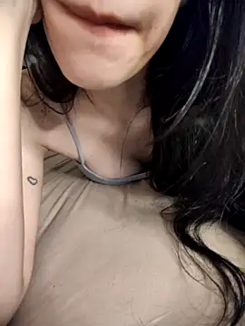 Pamwuw online show from November 25, 2025, 11:05 pm