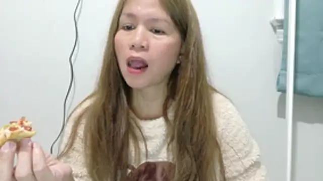 XLennaMX online show from February 24, 2026, 2:12 am