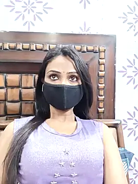 Snapshot of Yours-Bebo chatting on March 19, 2025, 6:23 pm Yours-Bebo online show from March 19, 2025, 6:23 pm