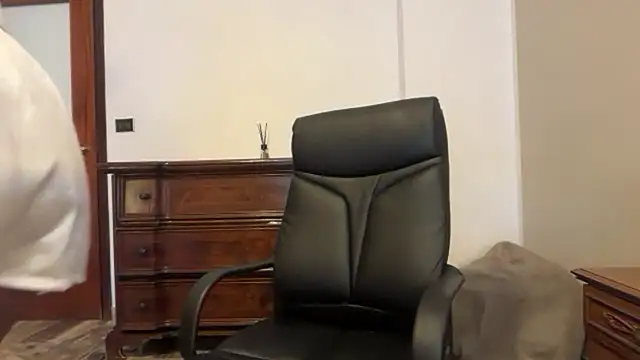 Dulce latingirl online show from March 31, 2026, 2:52 pm