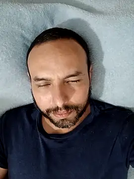 Snapshot of ElSunEagle chatting on March 20, 2025, 5:02 am ElSunEagle online show from March 20, 2025, 5:02 am