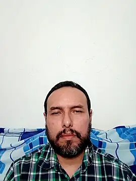 Snapshot of ElSunEagle chatting on October 24, 2025, 4:22 am ElSunEagle online show from October 24, 2025, 4:22 am