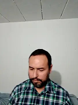 Snapshot of ElSunEagle chatting on October 20, 2025, 4:47 am ElSunEagle online show from October 20, 2025, 4:47 am