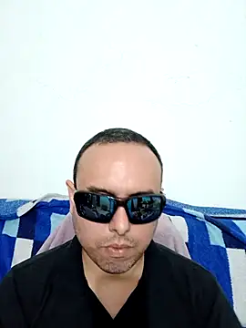 ElSunEagle online show from March 12, 2026, 12:38 am